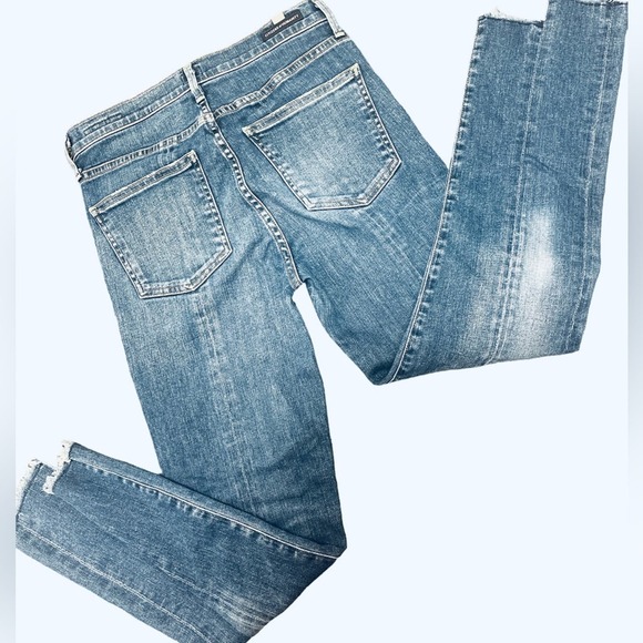 Citizens Of Humanity Amari Step Hem Mid Rise Front Seam Ankle Jeans Size 26 - Picture 6 of 11